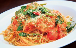 海老とほうれん草のトマトクリームパスタ(シェアサイズ)